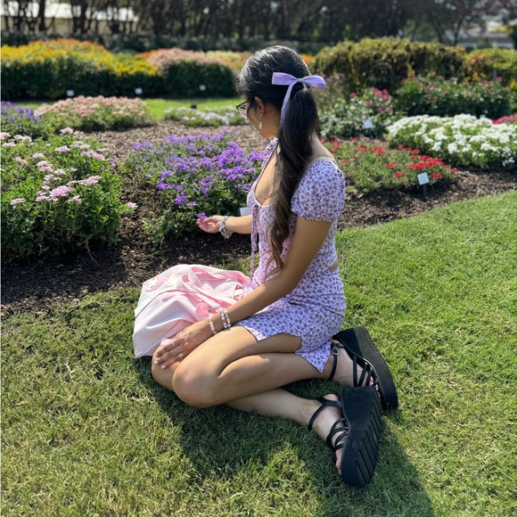 Meet your Posher, Melanie - Picture 1 of 1